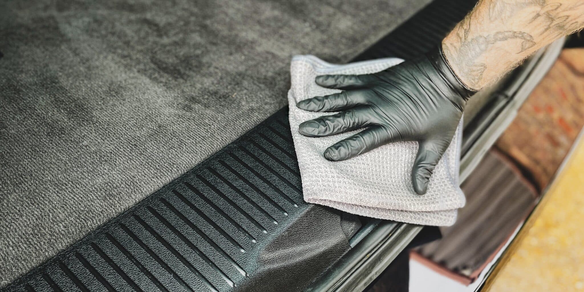 thumbnail image 2 of 6-Pack Extra Large Waffle Weave Microfibre Cloths – Super Absorbent Car Drying Towels 2 of 6
