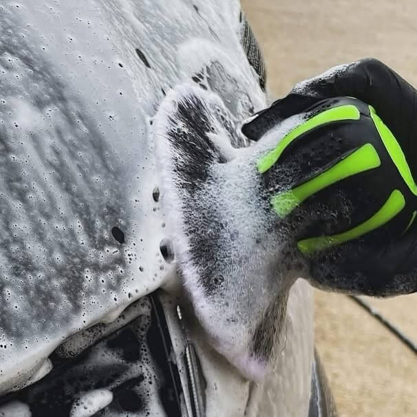 Alien Magic detailing brush for safe vehicle cleaning